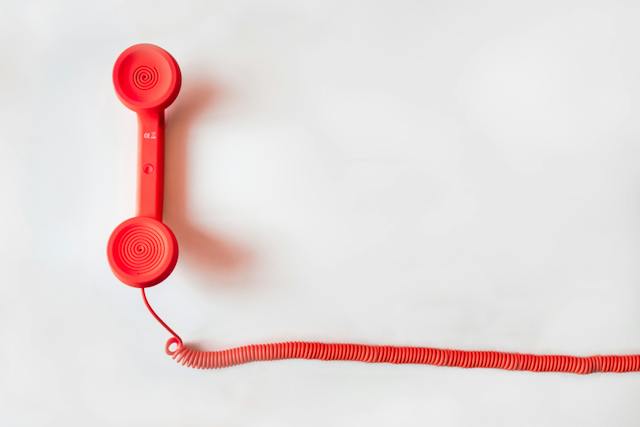 red phone handle